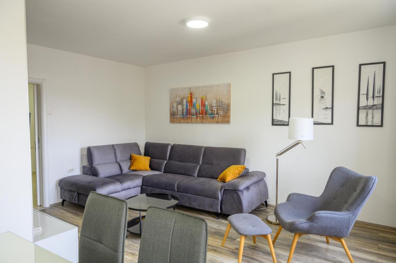Apartment Tina Ploce  Exteriér fotografie