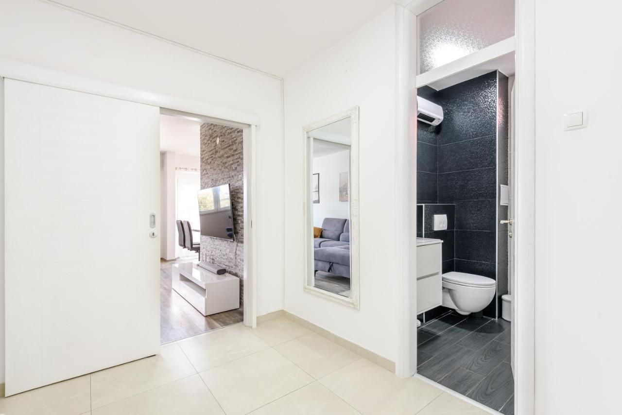 Apartment Tina Ploce  Exteriér fotografie